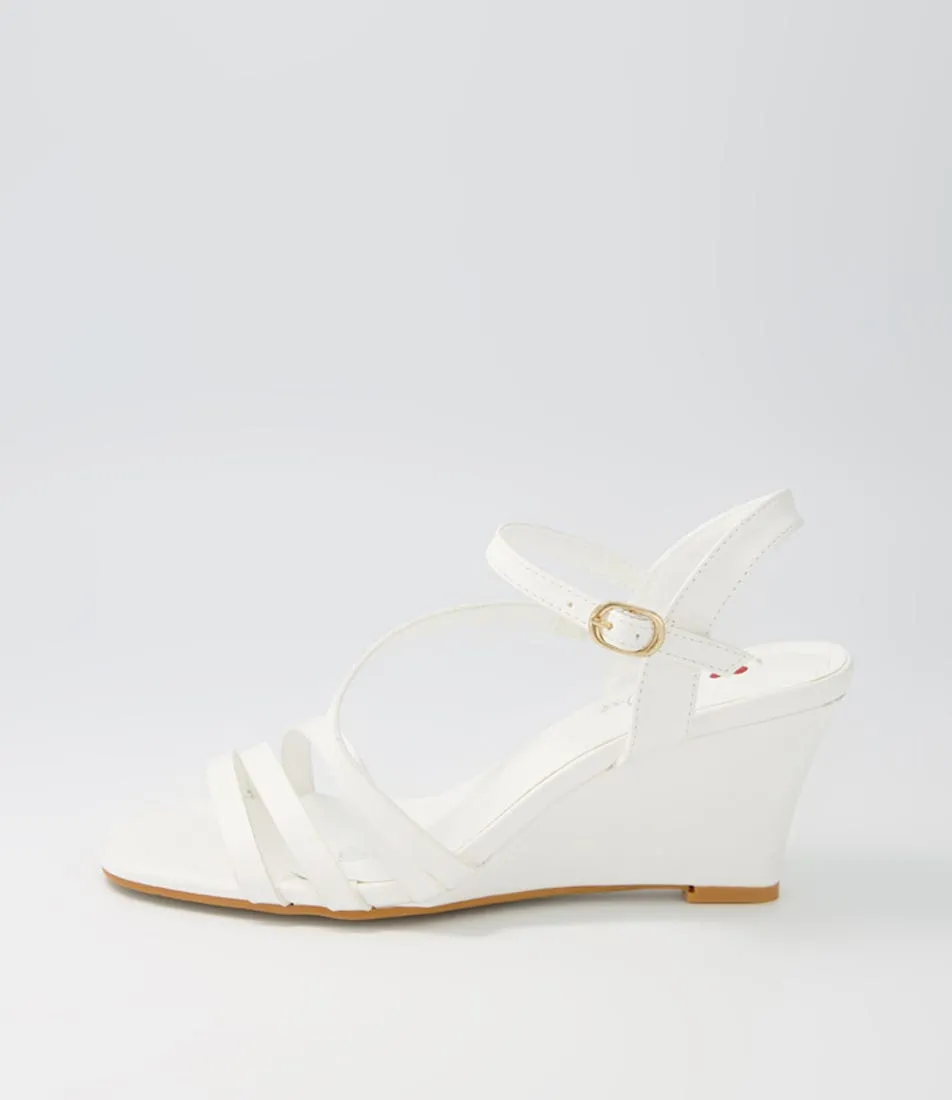 I LOVE BILLY Okeey White Smooth Sandals
